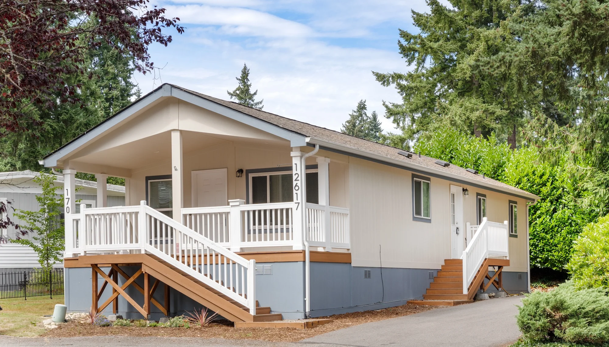 Real Estate Banner Image 1