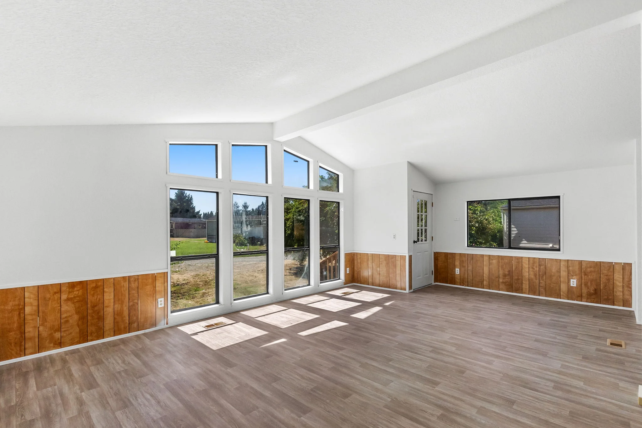 Real Estate Banner Image 10